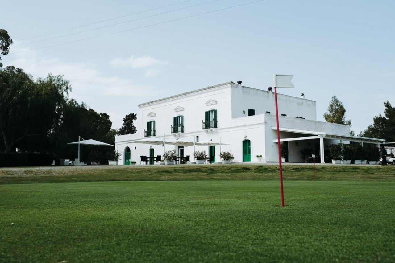 Гостьовий будинок Golf Club Метапонто Екстер'єр фото